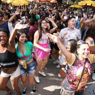 PORTO ALEGRE, RS, BRASIL - 22.02.2020 - Carnaval de Rua na Cidade Baixa. (Foto: Fernando Gomes/Agencia RBS)<!-- NICAID(14428544) -->