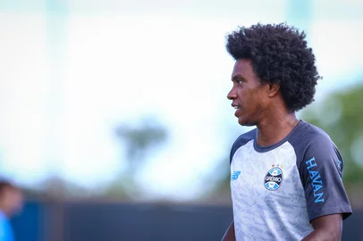 Treino do Grêmio no CT Luiz Carvalho. Na foto, o meia-atacante Willian.<!-- NICAID(16259958) -->