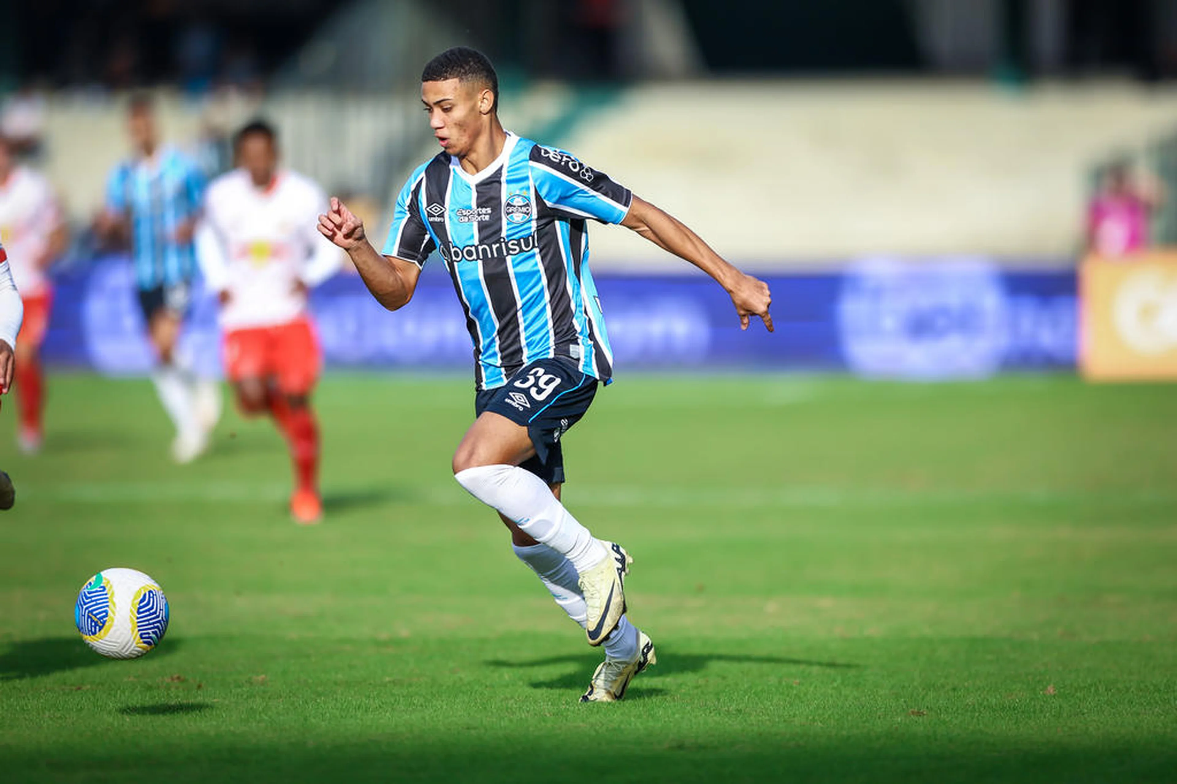 LUCAS UEBEL/Grêmio/Divulgação