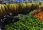 Conta de luz mais barata, frutas e leite mais caros: os itens que impactaram a inflação de julho na Grande Porto Alegre