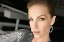 Ana Hickmann em selfie. Apresentadora teve pedido de divórcio recusado embasado na Lei Maria da Penha.<!-- NICAID(15611605) -->