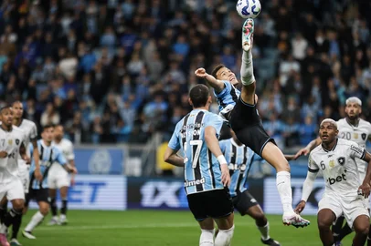 PORTO ALEGRE, RS, BRASIL, 24-09-2025: Grêmio x Botafogo válido pelo Campeonato Brasileiro Série A 2025, na Arena. Foto: Renan Mattos / Agência RBS<!-- NICAID(16132224) -->