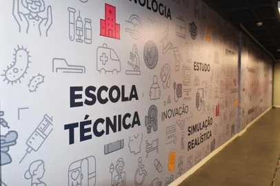 Escola Técnica da Santa Casa é inaugurada e abre inscrições no dia 16<!-- NICAID(15594114) -->