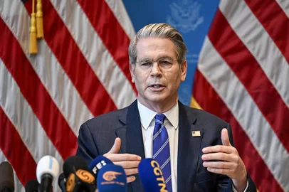 US Treasury Secretary Scott Bessent speaks during a news conference in Geneva on May 12, 2025, to give details of "substantial progress" following a two-day closed-door meeting between US and China top officials aimed at ending a devastating tariff war. (Photo by Fabrice COFFRINI / AFP)<!-- NICAID(16041316) -->