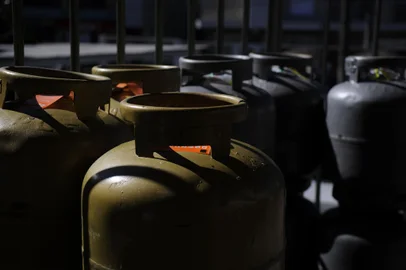 CAXIAS DO SUL, RS, BRASIL, 14/07/2020 - Fotos de botijóes de gás para matéria sobre o preço médio do produto. (Marcelo Casagrande/Agência RBS)<!-- NICAID(14544717) -->
