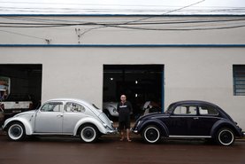 Muçum, RS, Brasil - Cidade de Muçum, no Vale do Taquari, após 90 dias da tragédia do Rio Taquari. FOTO: JEFFERSON BOTEGA, AGÊNCIA RBS. NA IMAGEM,  Ciro Nei Zamboni,Mecanico, restaurador e colecionador de Muçum.<!-- NICAID(15616102) -->