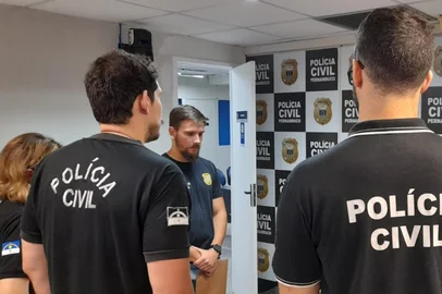 Golpe do namoro: polícia gaúcha faz operação em Pernambuco contra grupo que fez vítimas em Canoas<!-- NICAID(15964716) -->