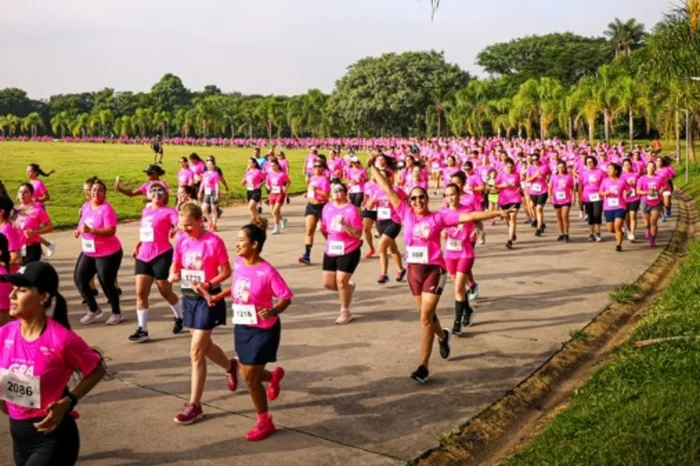 Corrida Granado Pink / Divulgação Corrida Granado Pink / Divulgação