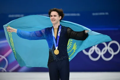 Mikhail Shaidorov, patinação artística