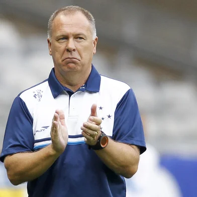 Mano Menezes, Cruzeiro<!-- NICAID(11810905) -->