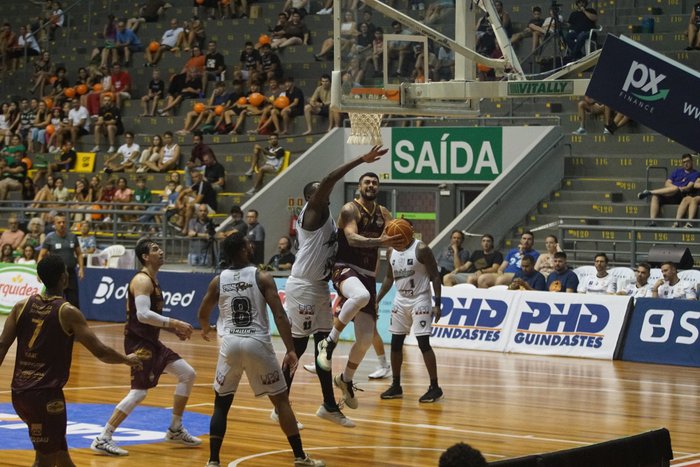 Matheus Magnani / Caxias Basquete, Divulgação