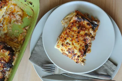 Receita sem lactose, por Fernanda Iensen. LASANHA A BOLONHESA. Para Destemperados.<!-- NICAID(11467628) -->
