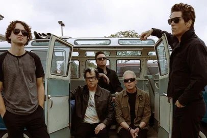 The Offspring <!-- NICAID(15882705) -->