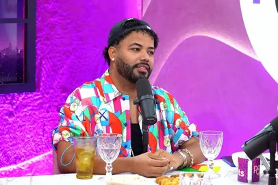 Hytalo Santos em participação no Podcats.<!-- NICAID(16102442) -->