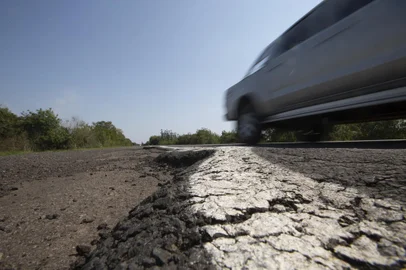 RS-287 TABAÍ-SANTA CRUZ DO SUL - 27.08.2020 - Vamos ir na rodovia RS-287 e fotografar o estado atual dela. Como está a situação da rodovia que passará a ser administrada por uma empresa. (Foto: Jefferson Botega/Agencia RBS)Indexador: Jefferson Botega<!-- NICAID(14578383) -->