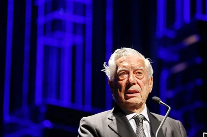 PORTO ALEGRE, RS, BRASIL, 11-05-2016- Fronteiras do pensamento tras o escritor peruano, Mario vargas Llosa-.FOTO ADRIANA FRANCIOSI, AGENCIA RBS<!-- NICAID(12193383) -->