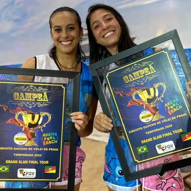 caxiense ketlin canalle e gabriela paiva, de veranópolis, venceram a competição estadual<!-- NICAID(15330443) -->