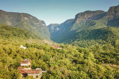 Refúgio Ecológico Pedra Afiada<!-- NICAID(15274947) -->