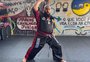 Conheça o atleta o-fundense de kickboxing que coleciona cinturões e é o número 1 do mundo
