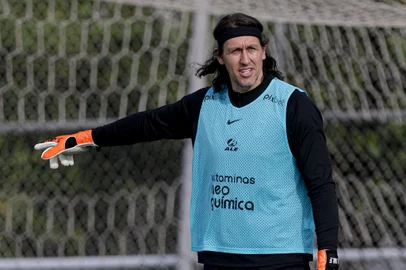 Imagem Nº 213014 - Foto: Rodrigo Coca/Agência Corinthians  Treino da tarde desta quarta-feira (22/11/2023), no CT Dr. Joaquim Grava. Na foto: Cássio<!-- NICAID(15617483) -->