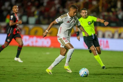 SALVADOR, BA, BRASIL, 23-05-2026: Vitória vs Internacional, no Barradão, pelo Brasileirão Série A 2026. Foto: Ricardo Duarte/SC InternacionalIndexador: ricardo duarte<!-- NICAID(16291776) -->