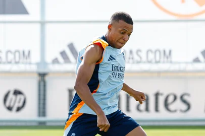 futebol, mbappe<!-- NICAID(15840077) -->