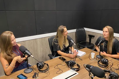 Gravação do Resenha das Gurias com Isa Haas<!-- NICAID(15686498) -->