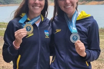 Viviane Jungblut, Cibelle Jungblut, maratona aquática