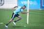 RS - FUTEBOL/ TREINO GREMIO 2023 - ESPORTES - Jogadores do Gremio realizam treino fisico durante a manha desta terÃ§a-feira, no CT Luiz Carvalho, na preparaÃ§Ã£o para a partida valida pelo Campeonato Brasileiro 2023. FOTO: LUCAS UEBEL/GREMIO FBPANa foto: Luan<!-- NICAID(15531818) -->