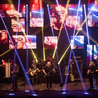 Dire Straits Legacy. Show ocorre em Caxias do Sul no dia 8 de novembro.<!-- NICAID(16084580) -->