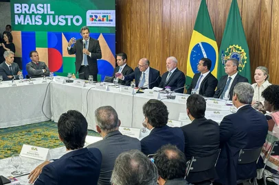 Brasília, (DF) 18/03/2025 - Reunião para anúncio do envio do projeto de lei de ampliação da isenção do imposto de renda ao congresso nacional Foto: Fabio Rodrigues-Pozzebom/Agência BrasilLocal: BrasÃ­liaIndexador: Fabio Rodrigues-Pozzebom/AgÃªnciFonte: AgÃªncia Brasil/Empresa Brasil dFotógrafo: Reporter FotogrÃ¡fico<!-- NICAID(15998003) -->