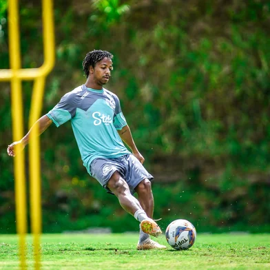 Na tarde desta sexta-feira (10), o Juventude anunciou oficialmente três reforços para a equipe: o goleiro Marcão, o lateral-direito Reginaldo e o atacante Ênio. Na foto, Ênio.<!-- NICAID(15951663) -->