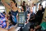 Em meio a onda de calor, usuários do trensurb enfrentam trens lotados e sem ar-condicionado