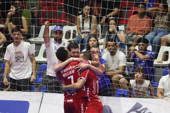 Edson Castro / Atlântico, Divulgação Edson Castro / Atlântico, Divulgação