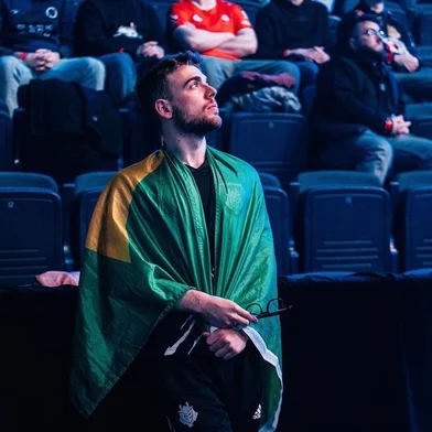 Karl Alemão Zarth, campeão mundial de Rainbow Six<!-- NICAID(15373707) -->