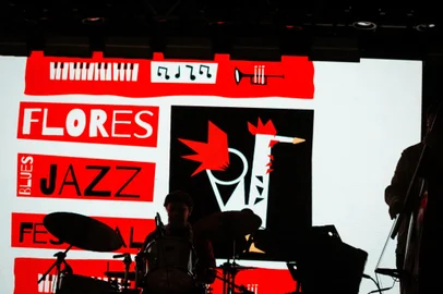 O Flores Blues Jazz Festival 2025 já tem data marcada: o evento será nos dias 28 e 29 de março, no Parque da Vindima Eloy Kunz. Antes do grande fim de semana de shows, o festival realizará previews em três locais diferentes, com entrada gratuita, a fim de aquecer o público para a programação do próximo ano. Os shows prévios estão programados para 18 de janeiro no Villa Romana; 15 de fevereiro no Flowers Garden; e no dia 15 de março na Praça da Bandeira.<!-- NICAID(15939755) -->