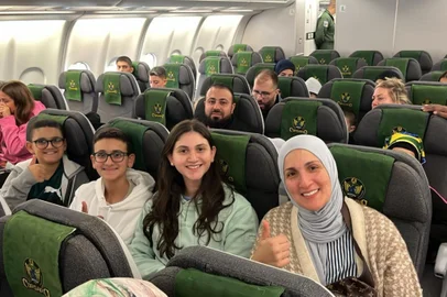 Segundo voo da FAB decola de Beirute rumo ao Brasil<!-- NICAID(15885151) -->