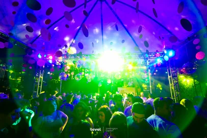 Para comemorar com grande estilo o tema da festa deste ano será Absolute Cinema a fantasia, celebrando grandes filmes com decorações espalhadas por toda casa e com open bar a noite toda.<!-- NICAID(16048381) -->