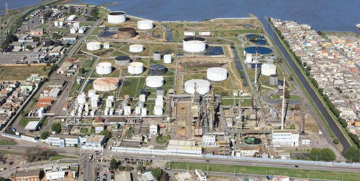 Refinaria de Petróleo Riograndense / Reprodução