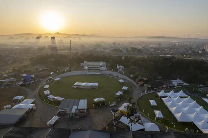 Vista de cima do parque de exposições Assis Brasil, em Esteio, casa da Expointer<!-- NICAID(15199601) -->