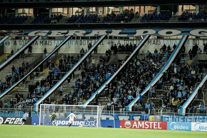 PORTO ALEGRE, RS, Brasil: Grêmio x Esportivo Luqueño se enfrentam pela Copa Sul Americana, na Arena, em Porto Alegre. Fotos: Duda Fortes/Agencia RBS<!-- NICAID(16048679) -->