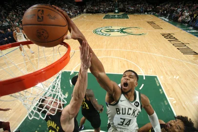 Giannis Antetokounmpo, basquete, NBA, Milwaukee Bucks