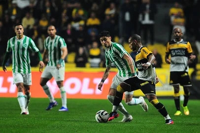 CRICIÚMA, SC, BRASIL, 08/09/2026. Criciúma x Juventude, válido pela 27ª rodada da série B do Campeonato Brasileiro 2026 e realizado no estádio Heriberto Hülse, em Criciúma. (Porthus Junior/Grupo RBS)Indexador: PJR                             <!-- NICAID(16361622) -->