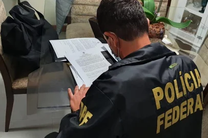 RS, BRASIL - Operação da Polícia Federal no RS, SC e SP tem como alvo esquema de ocultação de bens obtidos pela empresa Indeal<!-- NICAID(14871466) -->