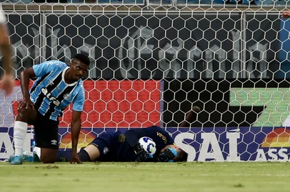 Porto Alegre, RS, Brasil, 29/03/2025 - Grêmio vs Atlético-MG pela 1ª rodada do Campeonato Brasileiro Série A 2025, na Arena - Foto: Jefferson Botega/Agência RBSIndexador: jeff botega<!-- NICAID(16006141) -->