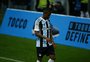 Douglas Costa retorna ao Grêmio, mas não enfrenta a LDU-EQU