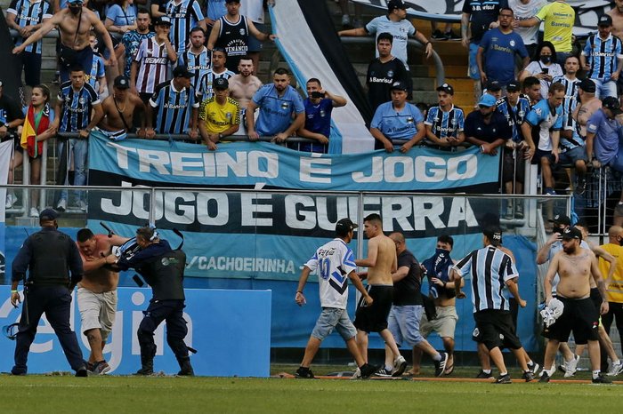 Procurador do STJD denuncia Grêmio e pede liminar para que clube jogue sem torcida no Brasileirão