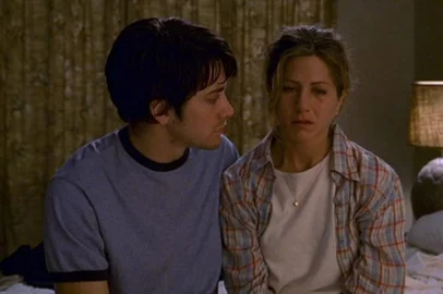 Por um Sentido na Vida (2002) com Jennifer Aniston e Jake Gyllenhaal<!-- NICAID(15305562) -->