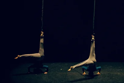 Cia Municipal de Dança de Caxias<!-- NICAID(14780042) -->