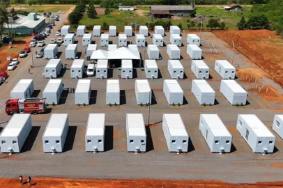 Entrega de moradias provisórias em Triunfo e em Rio Pardo pelo governo do Estado do RS<!-- NICAID(15904568) -->